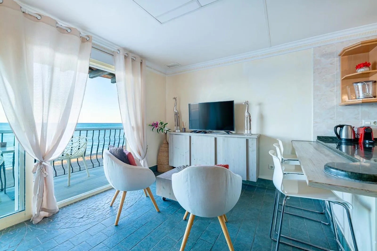 Apartment Hof Van Holland Carihuela Torremolinos Spain