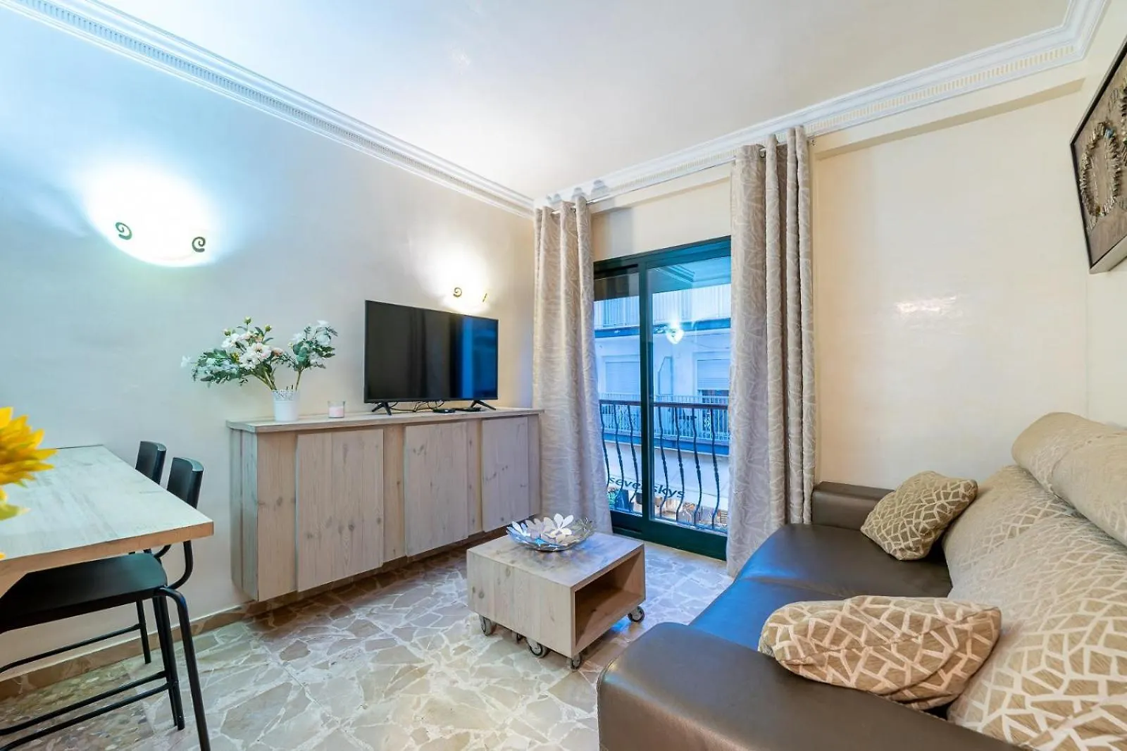 Hof Van Holland Carihuela Torremolinos Apartment